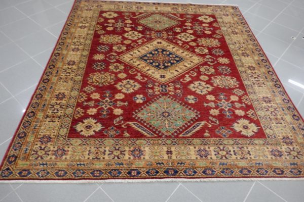 tappeto uzbek rosso quadrato