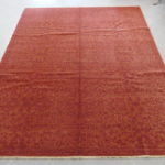 tappeto armeno moderno vintage con diverse tonalità di rosso
