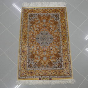 piccolo tappeto isfahan tutto seta