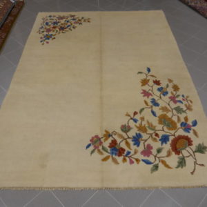 tappeto tibet fondo avorio da sala