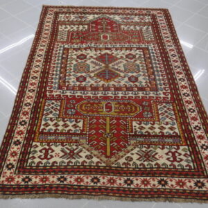 tappeto antico caucasico karabagh kazak da sala