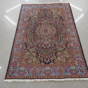 tappeto persiano kirman floreale da salotto
