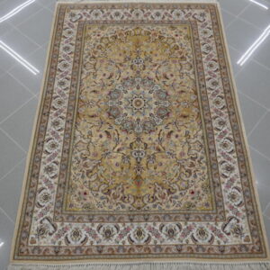 tappeto persiano isfahan fondo seta da salotto