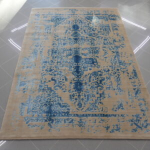 tappeto persiano moderno color blu avorio da salotto