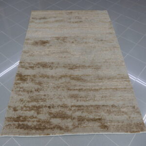 tappeto moderno seta di bamboo color nocciola crema