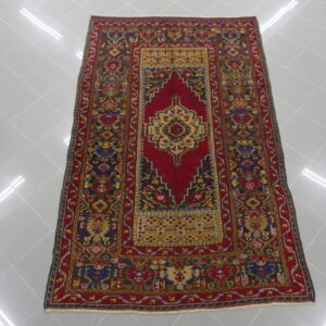 antico tappeto turco maden doppia nicchia
