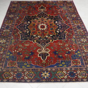 antico tappeto bakhtiari da sala con i colori naturali