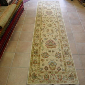 tappeto passatoia orientale ziegler fondo chiaro da corridoio