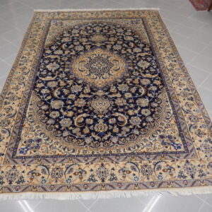 tappeto persiano nain fondo blu da sala misto seta