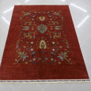 tappeto moderno da salotto fondo rosso