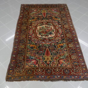 antico tappeto persiano da salotto bakhtiari bibibaft motivo gol farang splendidi colori