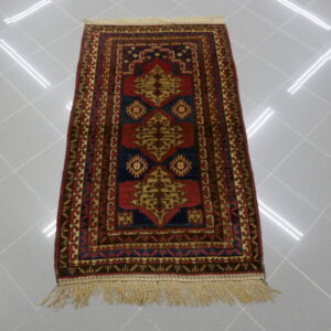 antico piccolo tappeto persiano baluci preghiera