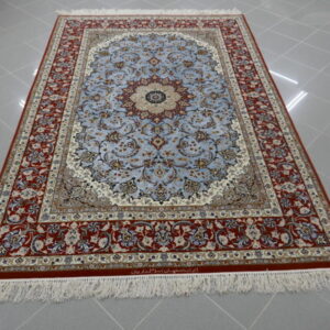 tappeto persiano isfahan firmato fondo seta color azzurro da salotto