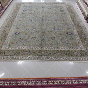 tappeto persiano keshan da salotto fondo verde salvia firmato senza il medaglione