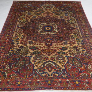 tappeto persiano bakhtiari col medaglione da sala con i colori naturali
