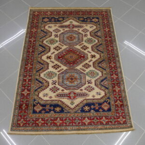 tappeto orientale moderno kazak fondo avorio da sala ed ingresso