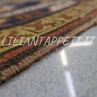 piccolo tappeto caucasico kazak antico 139x79 cm fondo blu