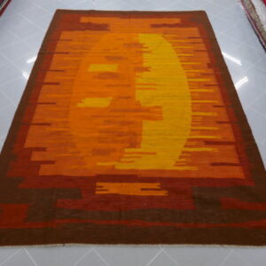 kilim polacco fatto a mano da salotto fondo giallo arancio