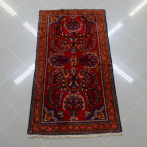 antico piccolo tappeto persiano lilian scendiletto color rosso