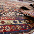 Antico tappeto persiano Gashgai Shekarlu della prima metà del XIX secolo, iconografia nomade arcaica, colori naturali, lana su lana 243x133 cm